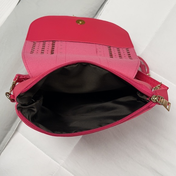 Purse - Picture 2 of 2